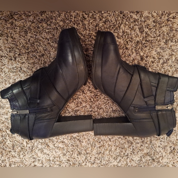 Harley Davidson platform block heeled boots - Picture 4 of 4